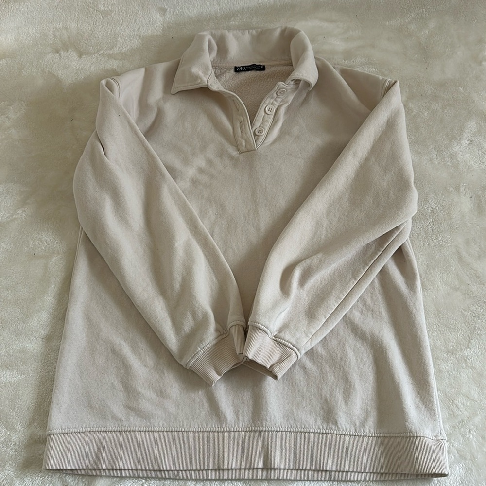 zara quarter button up size m cream color
